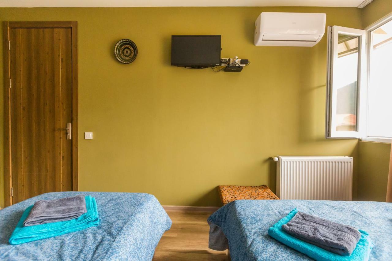 Mereti Hotel Borjomi Ngoại thất bức ảnh