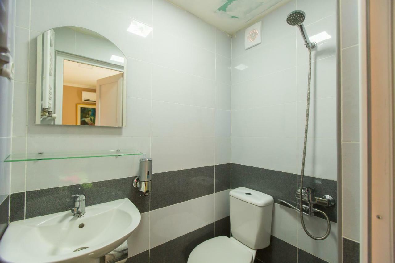 Mereti Hotel Borjomi Ngoại thất bức ảnh